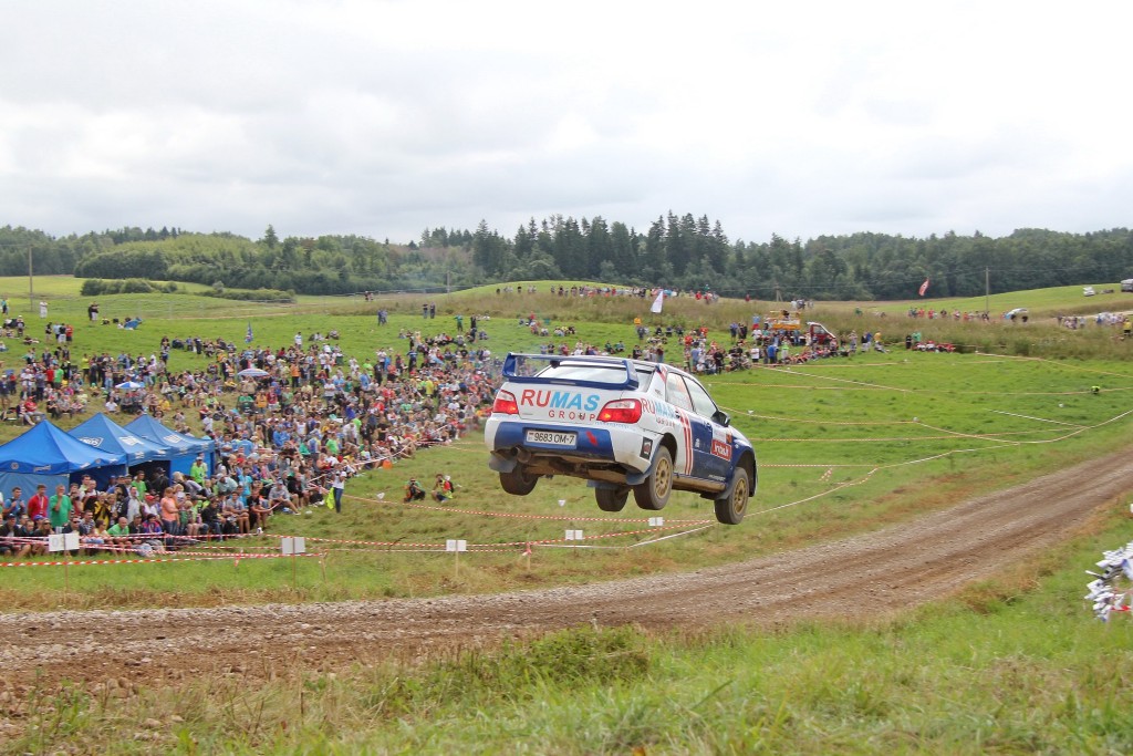 300 Lakes Rally Big Jump Rumas