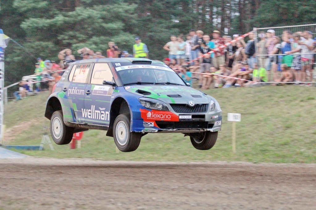 300 Lakes Rally sala jump Samuitis s2000